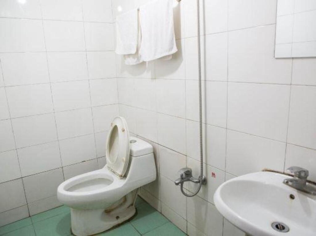 Шаоксинг: Shaoxing Fat Hotel