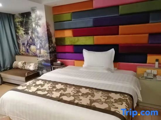 Фошань: 7 Inn Fashion Hotel (Foshan Xilushan Eternal Love Branch)
