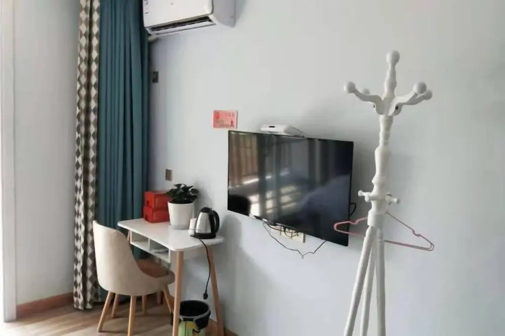 Шаоксинг: Xinchang Yunqi Small Building House
