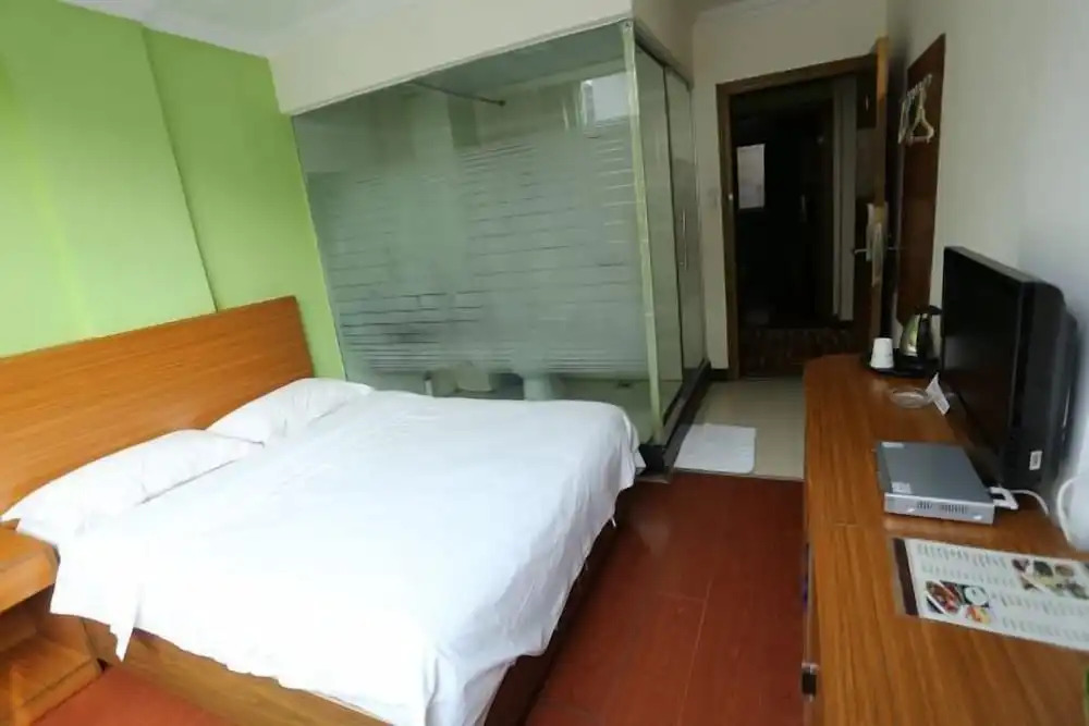 Линшань: Grid Inn (Lingshan Liufeng)