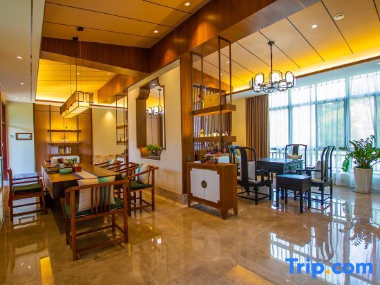 Лунъянь: Oxygen Hotel (Continuing Education Base)