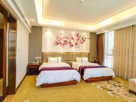 Чжаоцин: Zhuorui Hotel
