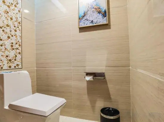 Чжаоцин: Zhuorui Hotel