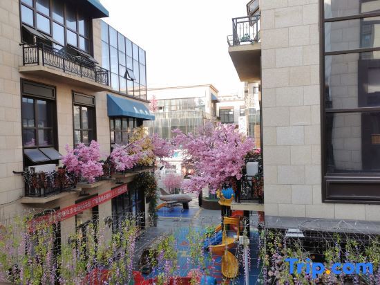 Чжэньцзян: Danyang Huanhua Lelan Theme Hotel