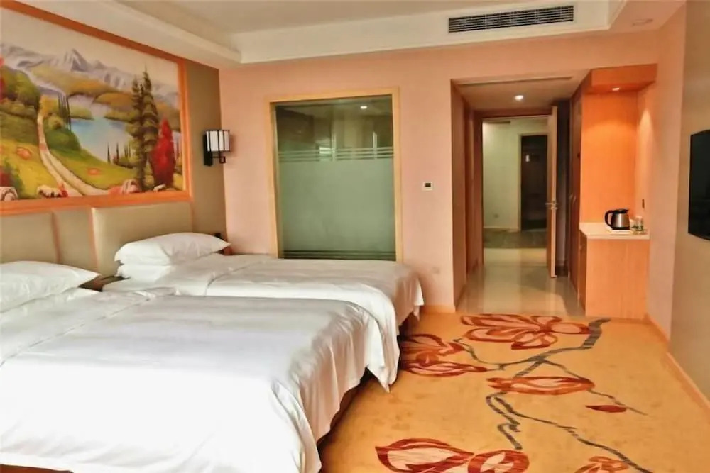 Вэньчжоу: Vienna International Hotel (Wenzhou Rui'an Tangxia)
