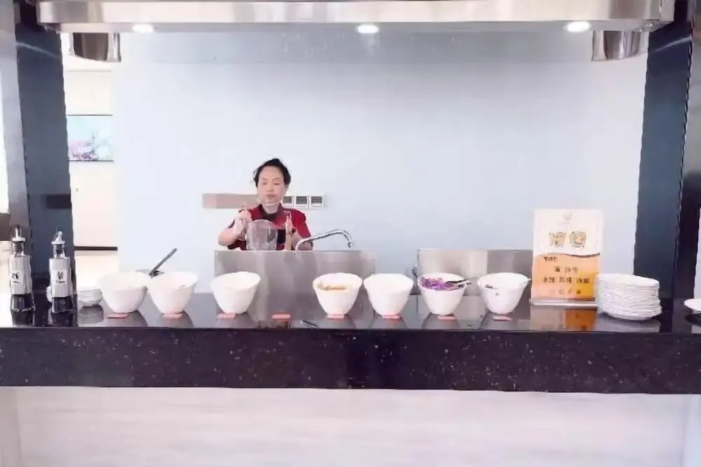 Вэньчжоу: Vienna International Hotel (Wenzhou Rui'an Tangxia)