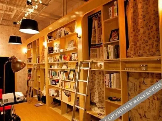 Шанхай: Manxing Library Youth Hostel