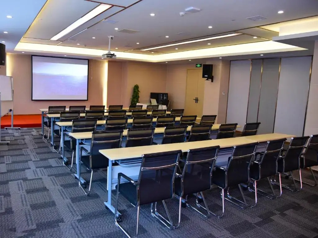Фучжоу: Lavande Hotel (Fuzhou High Speed Railway Station, Huamei Lijia)