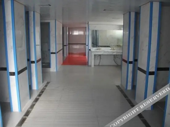 Цюйцзин: Qirui Hotel