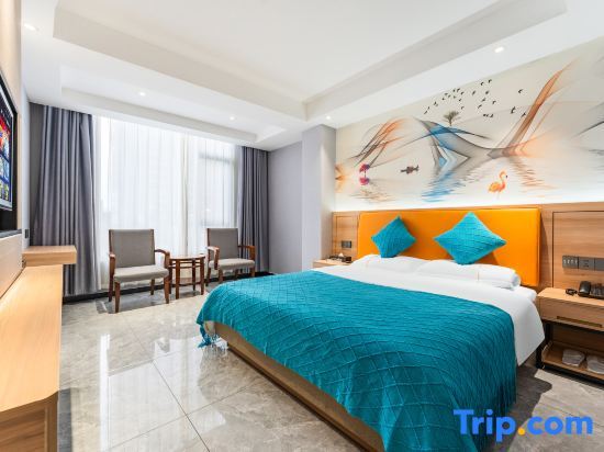 Учжоу: Cenxi Yuanfeng Hotel (Tanhua Bus Station)