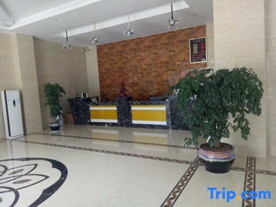 Наньчун: Yingshan Huayi Hotel