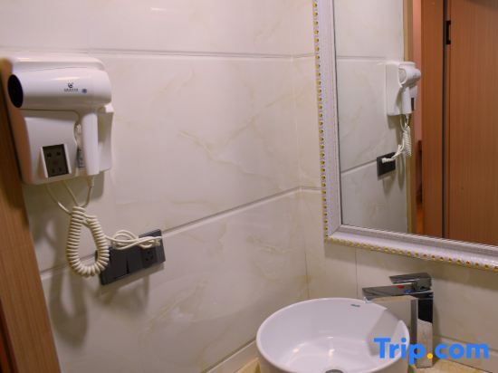 Вэньчжоу: Pingyang new dragon hotel