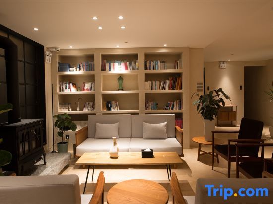 Юйси: Inward Life Hotel