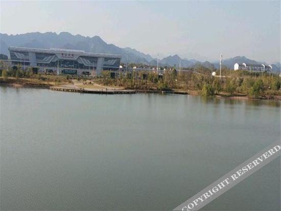 Хуаншань: hanxiangju