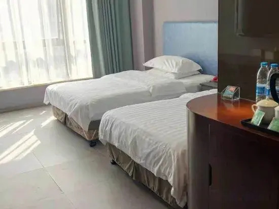 Шаоксинг: Shangpin Hotel (Zhuji High-speed Railway Station Powerlong Plaza)