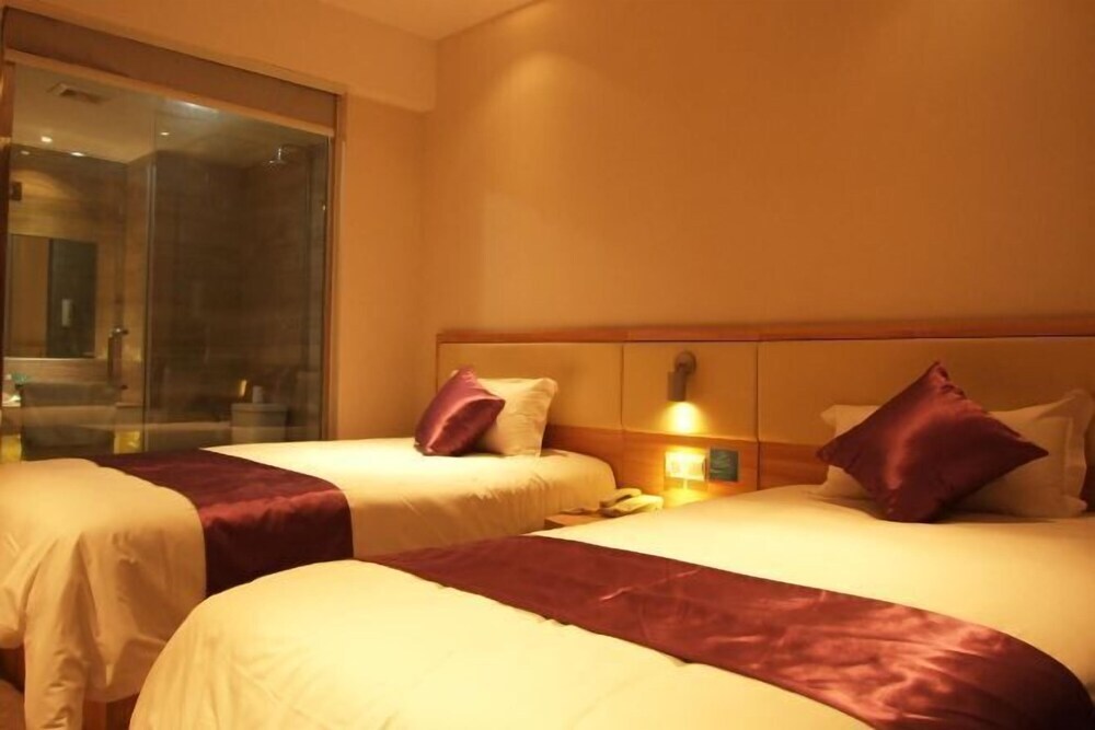 Лянфан: Lejia Hotel (Bazhou Shengfang International Furniture Expo City)