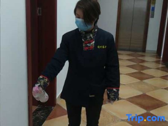 Хуаншань: Jianpozhai Hostel