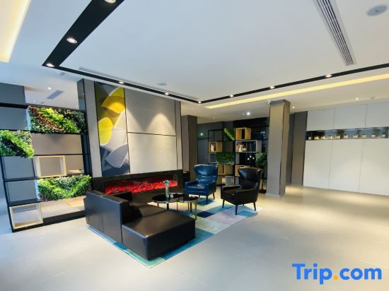 Жичжао: Home Inn Selected (Rizhao Lanshan Bus Station)