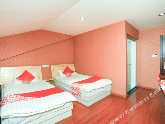 Zhenjiang passer-by house hotel — фото 1