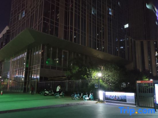 Чжэнчжоу: 77 Concept Theme Hotel (Zhengzhou University Metro Station)