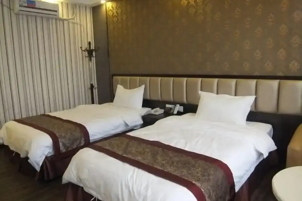 Шаогуань: Bairun Hotel
