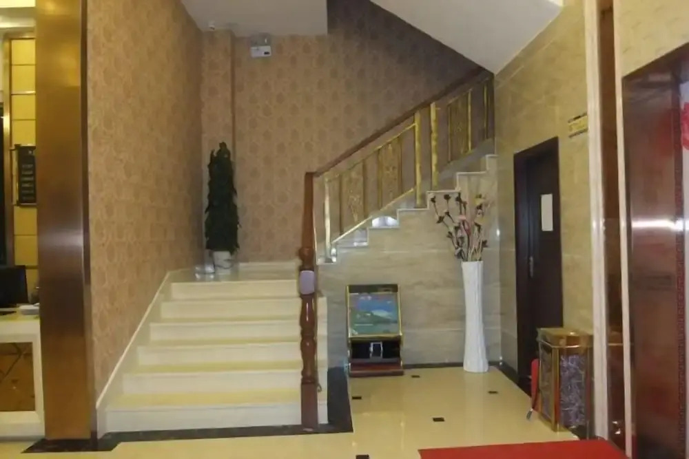 Шаогуань: Bairun Hotel