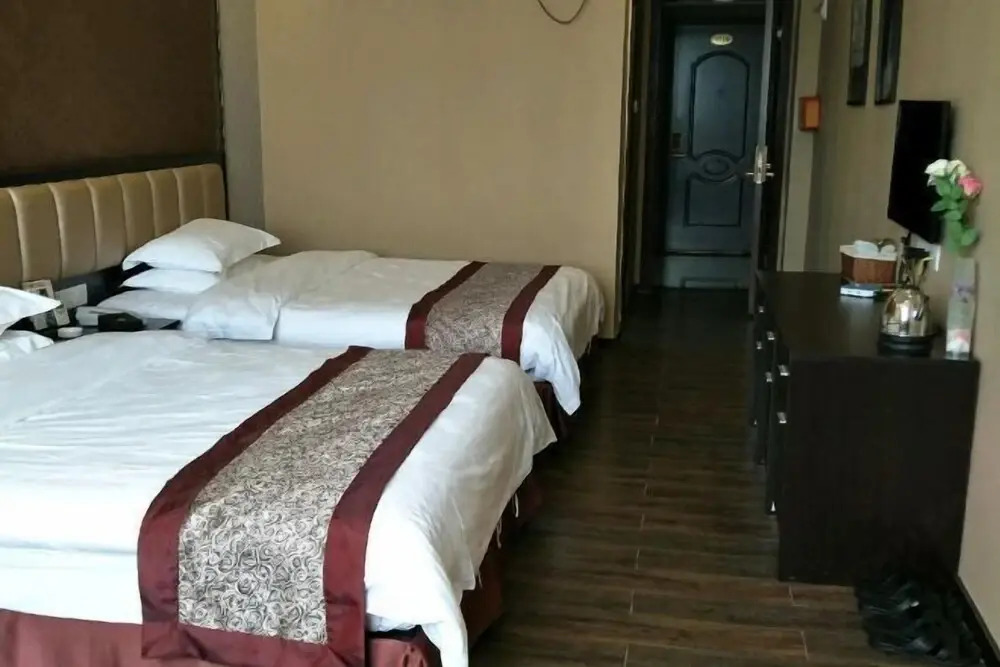 Шаогуань: Bairun Hotel