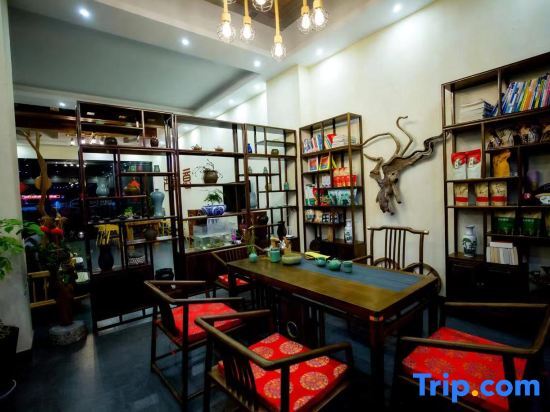 Лишуй: Yunhetitian Guchuangyi homestay