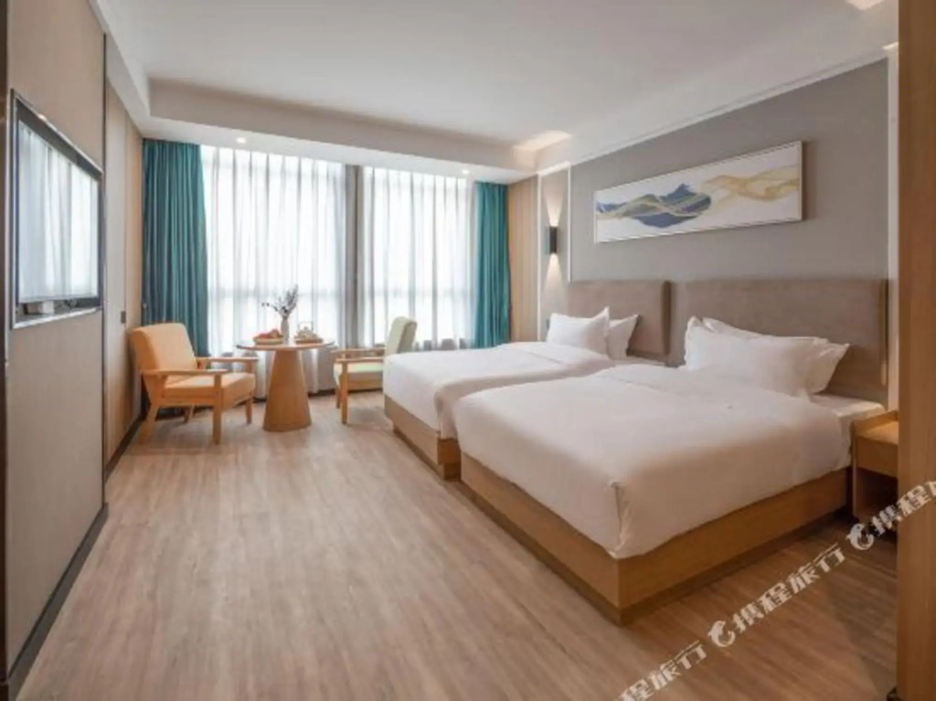 Тайчжоу: Taizhou GTALLIN Light Luxury Hotel (Jiaojiang Shifu Avenue)