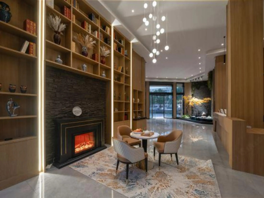 Тайчжоу: Taizhou GTALLIN Light Luxury Hotel (Jiaojiang Shifu Avenue)