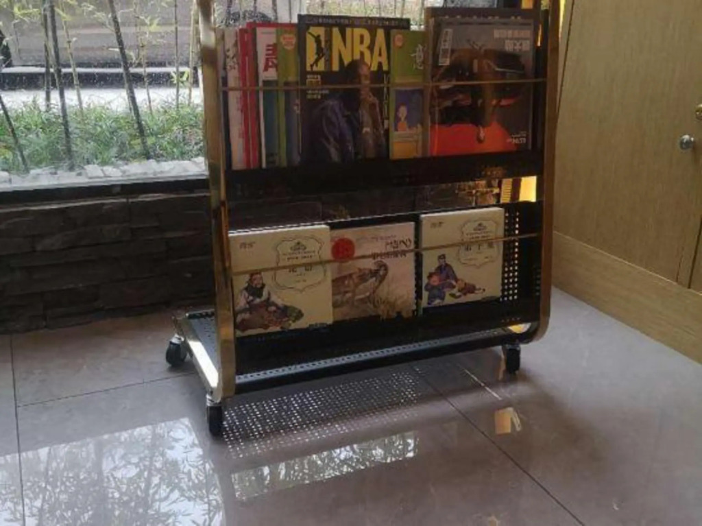 carousel image 0