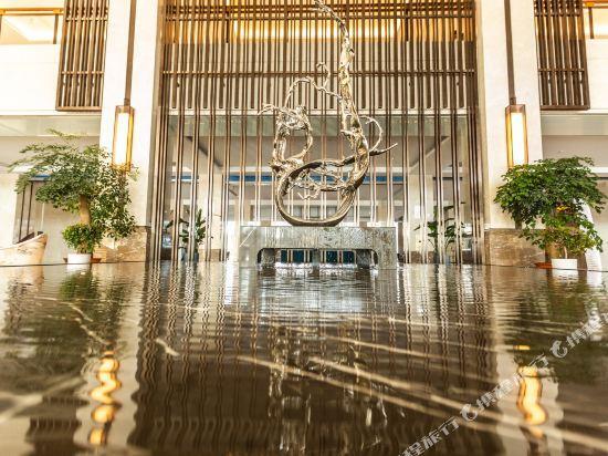 Луань: Suoyi Junlan Hotel