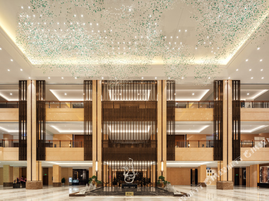 Луань: Suoyi Junlan Hotel