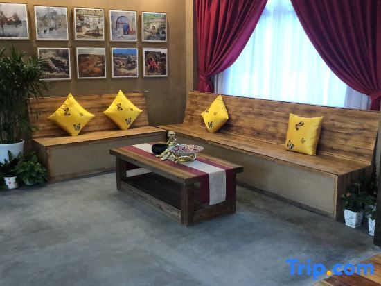 Яньань: Golden Yan‘an  Jianshan Hostel