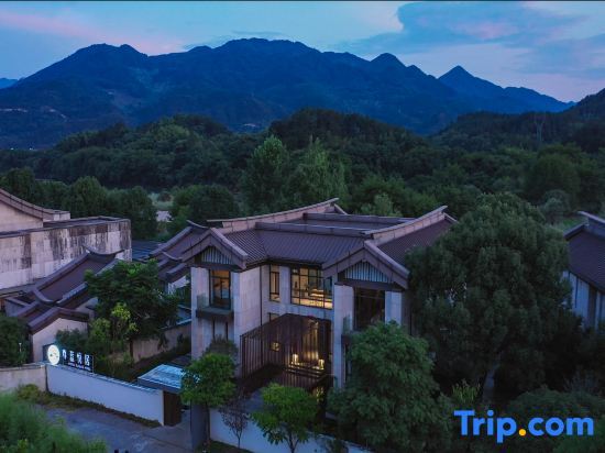 Лишуй: Lishui Zunlanyue Juzhuju (Guyanhuaxiang Scenic Area Branch)