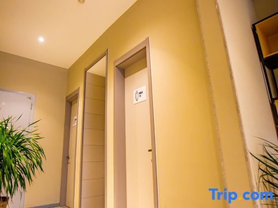 Фуян: Home Inn Selected (Fuyang Linyi Mall)