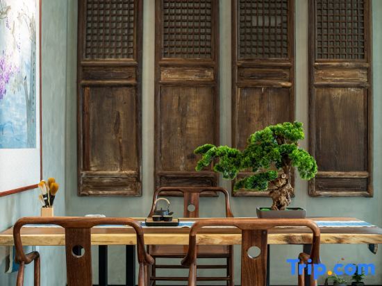 Кайфын: Sitong Shangyuan Hotel