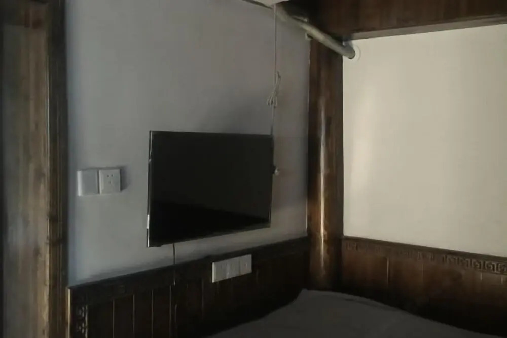 Хуаншань: Bishan Zhoujiayuan Farmhouse