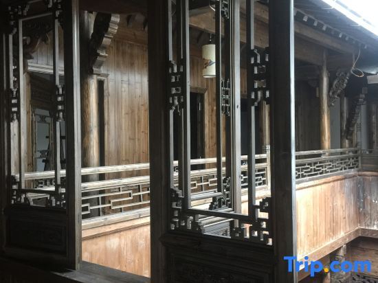 Хуаншань: Bishan Zhoujiayuan Farmhouse