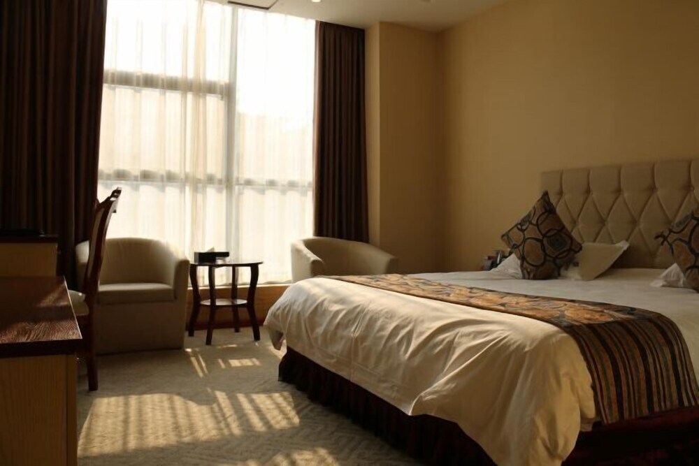 Ибинь: Hongye Holiday Hotel