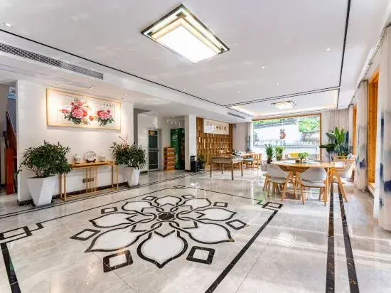 Хуаншань: Niehong Shanju Hotel