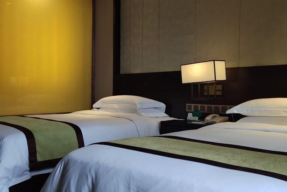 Наньчун: Lotus Grand Hotel Jinling