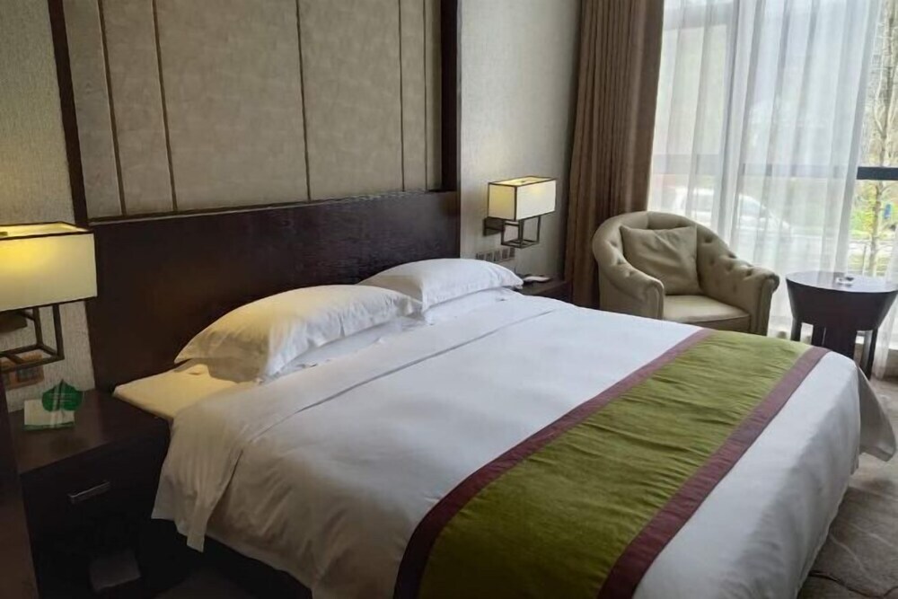 Наньчун: Lotus Grand Hotel Jinling