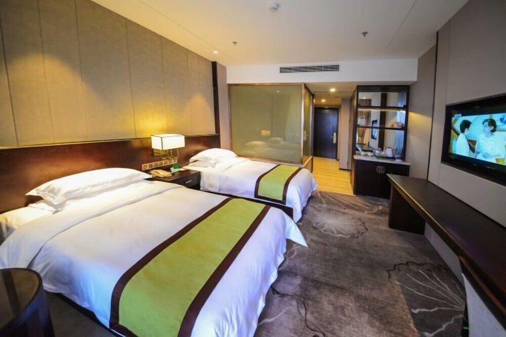 Наньчун: Lotus Grand Hotel Jinling