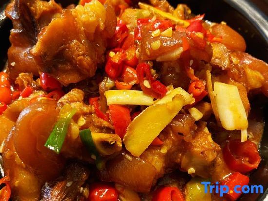 Шаоян: Yudong Tianmao Apartment Hotel