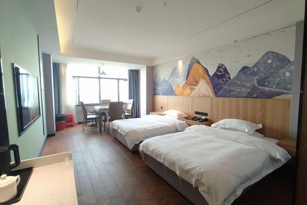 Шаоян: Yudong Tianmao Apartment Hotel
