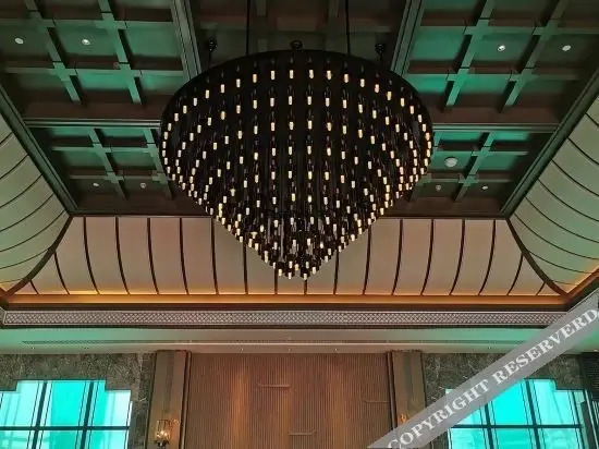 Лиши: Wellton International Hotel