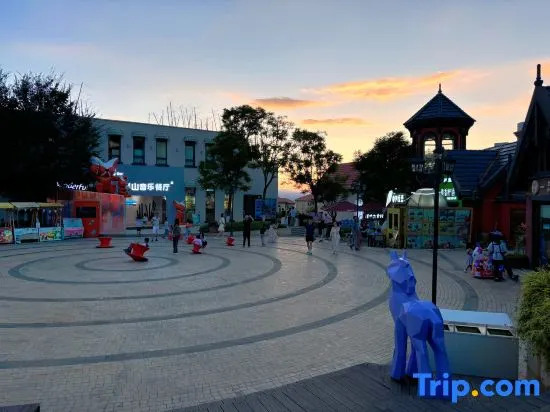 Юйси: eStay Residence (Fuxian Lake International Tourist Resort store)
