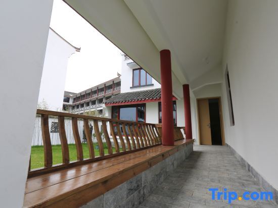 Лишуй: Xiushan Yingyuan Hostel