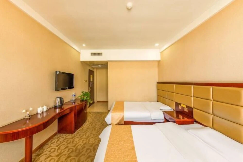 Вэйнань: Haqi Light Hotel (Weinan Shaoguan Jewelry City)